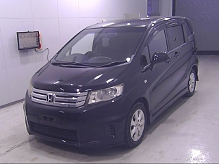 HONDA FREED 2011