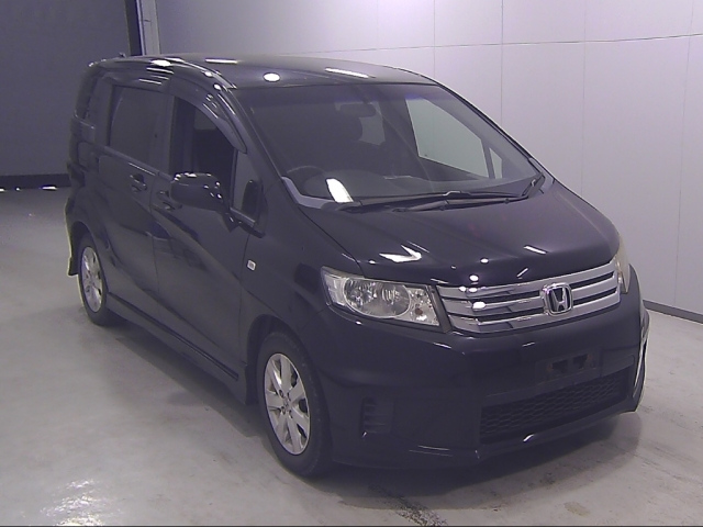 HONDA FREED 2011