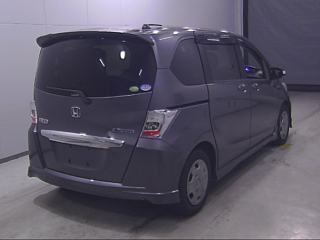HONDA FREED 2013