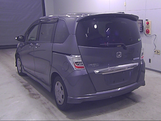 HONDA FREED 2013