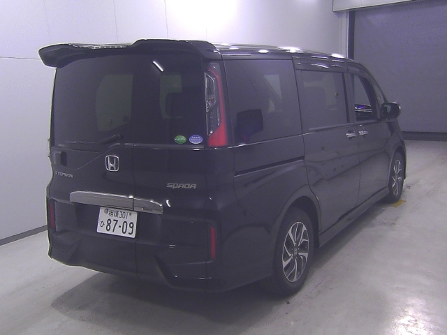 HONDA STEP WAGON 2015