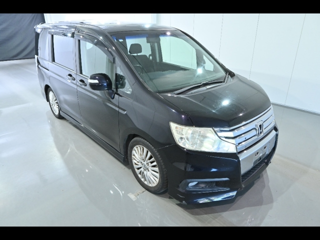 HONDA STEP WAGON 2010