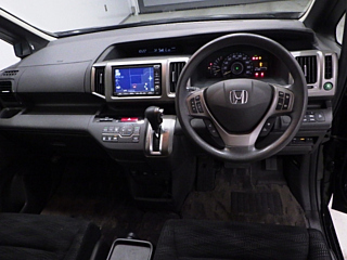 HONDA STEP WAGON 2012
