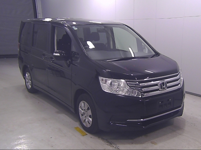 HONDA STEP WAGON 2012