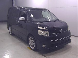 TOYOTA VOXY 2008