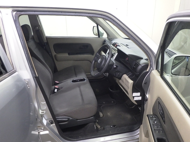 HONDA ZEST 2009
