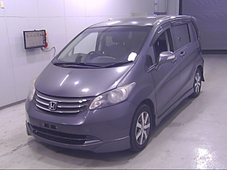 HONDA FREED 2010