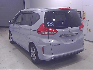HONDA FREED 2022