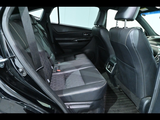 TOYOTA HARRIER 2018