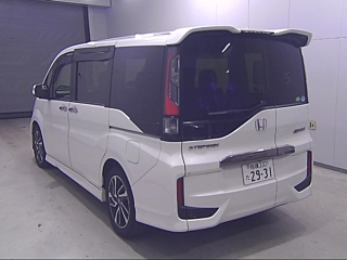HONDA STEP WAGON 2017