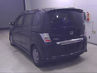 HONDA FREED 2012