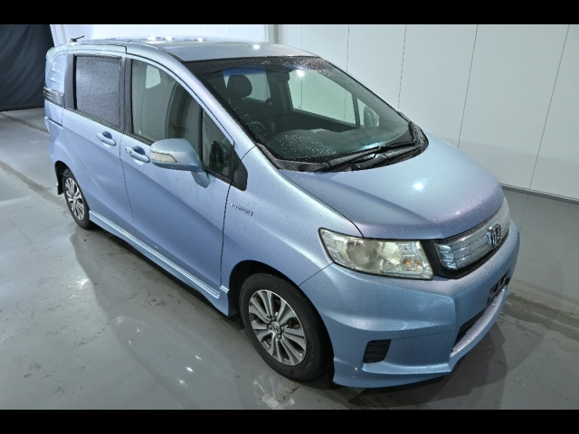 HONDA FREED 2012