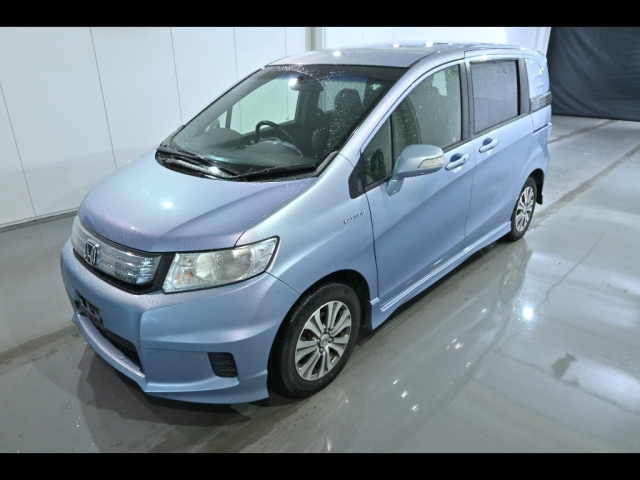 HONDA FREED 2012
