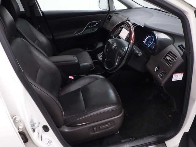 TOYOTA MARK X ZIO 2008