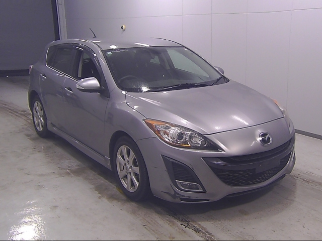 MAZDA AXELA 2010