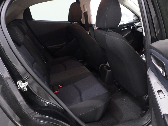 MAZDA DEMIO 2016