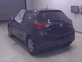 MAZDA DEMIO 2016