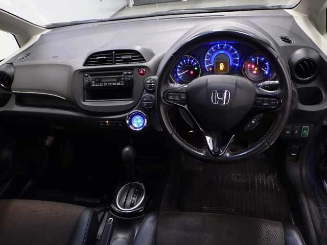 HONDA FIT SHUTTLE 2012
