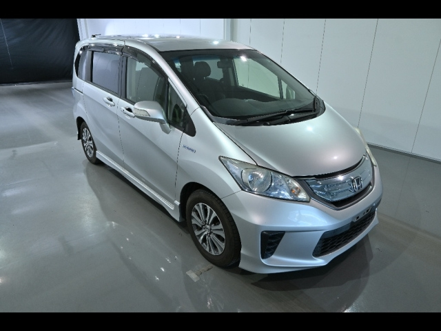 HONDA FREED 2012