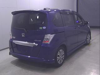 HONDA FREED 2012
