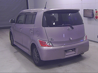 TOYOTA BB 2009