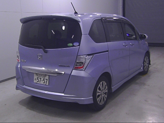HONDA FREED 2012
