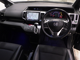 HONDA STEP WAGON 2012