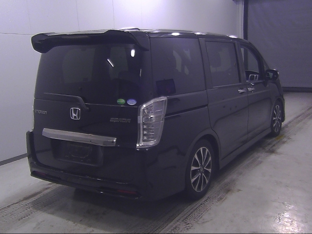 HONDA STEP WAGON 2012