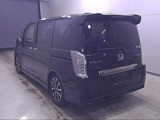 HONDA STEP WAGON 2012