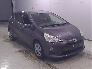 TOYOTA AQUA 2012