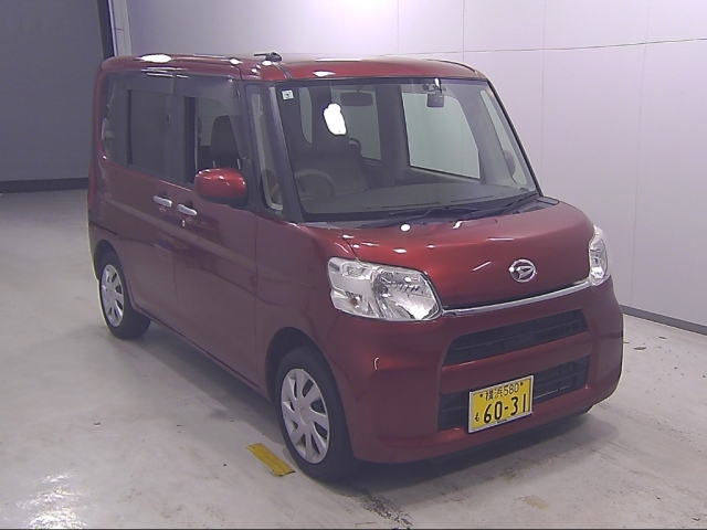 DAIHATSU TANTO 2015
