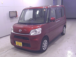 DAIHATSU TANTO 2015