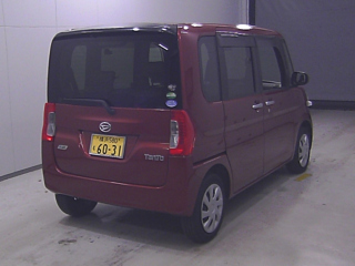 DAIHATSU TANTO 2015