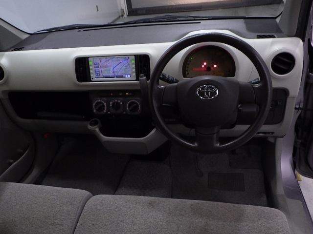 TOYOTA PASSO 2012