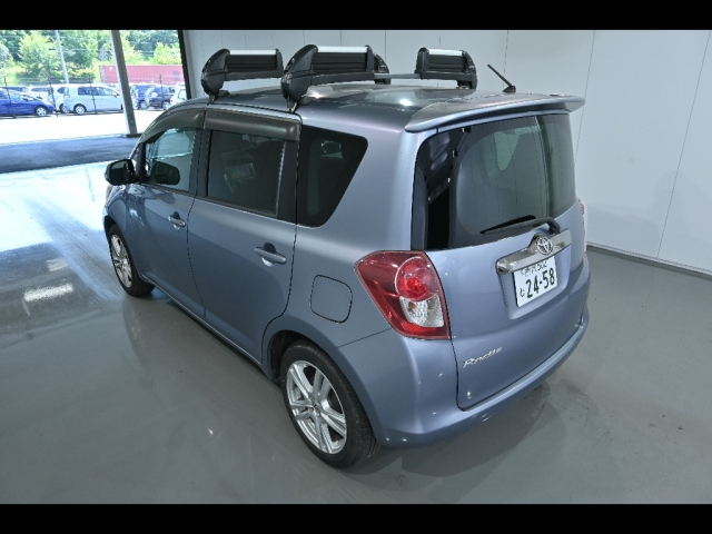 TOYOTA RACTIS 2009