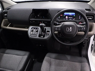 HONDA FREED 2025