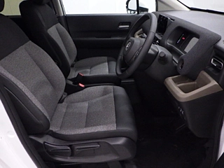HONDA FREED 2025