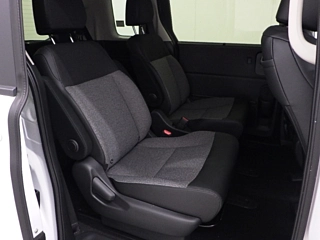HONDA FREED 2025