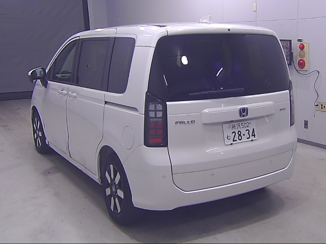 HONDA FREED 2025