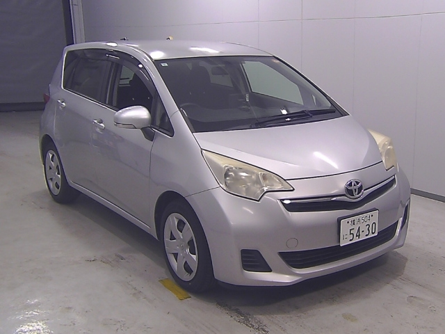 TOYOTA RACTIS 2013