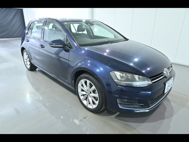 VOLKSWAGEN GOLF 2014