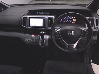 HONDA STEP WAGON 2012
