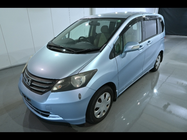 HONDA FREED 2009