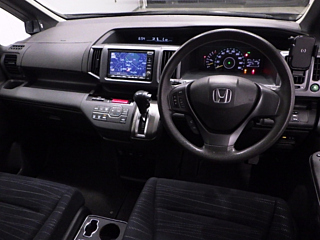 HONDA STEP WAGON 2011
