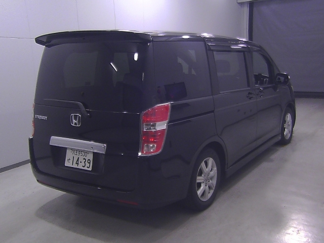 HONDA STEP WAGON 2011