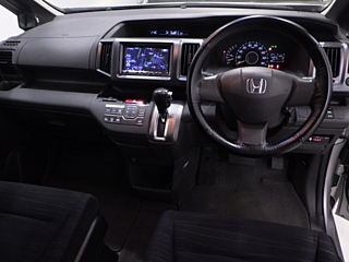 HONDA STEP WAGON 2010