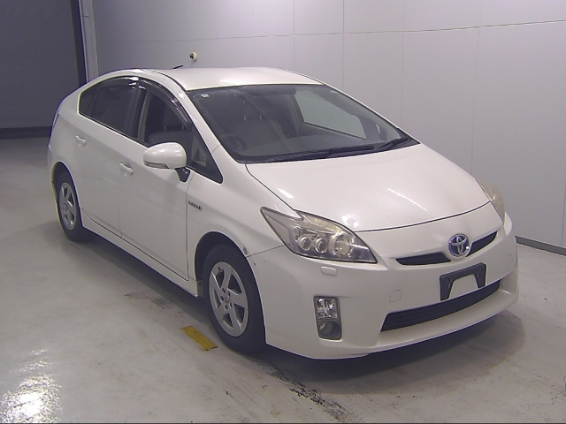 TOYOTA PRIUS 2011