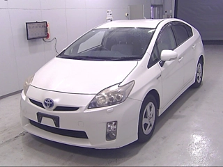 TOYOTA PRIUS 2011
