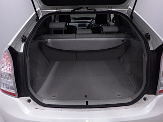 TOYOTA PRIUS 2011