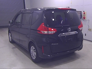 HONDA FREED 2022